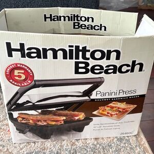 Hamilton Beach Sandwich Maker - Black and Silver
